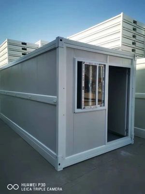 Casa de contenedores ampliable de paneles de sandwich de acero para vivir en blanco / gris / negro