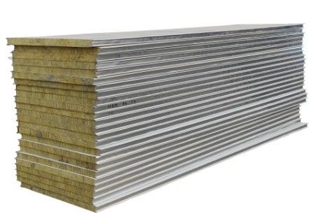 Paneles de sandwich de aluminio para villas en Polonia estilo de diseño moderno