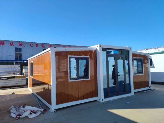 Panel de sándwich de instalación rápida portátil 20/40FT Casa de contenedores prefabricada para vivienda de lujo