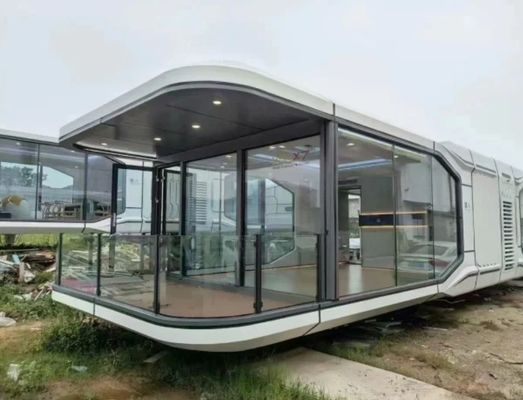 Experiencia de alojamiento en familia con nuestra casa inteligente cápsula espacial alojamiento en familia