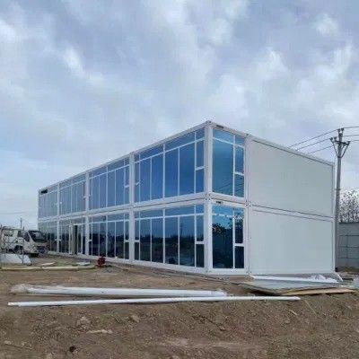 Casa prefabricada de contenedores de envío modificada y casa de contenedores portátiles multifuncionales