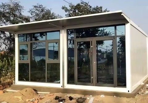 Diseño contemporáneo Estructura de acero Casa de contenedores plegable prefabricada portátil